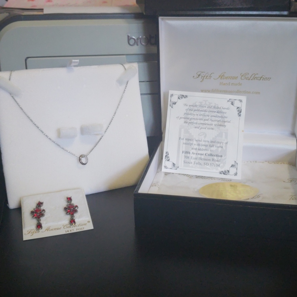 Fifth Avenue Collection Jewelry set
